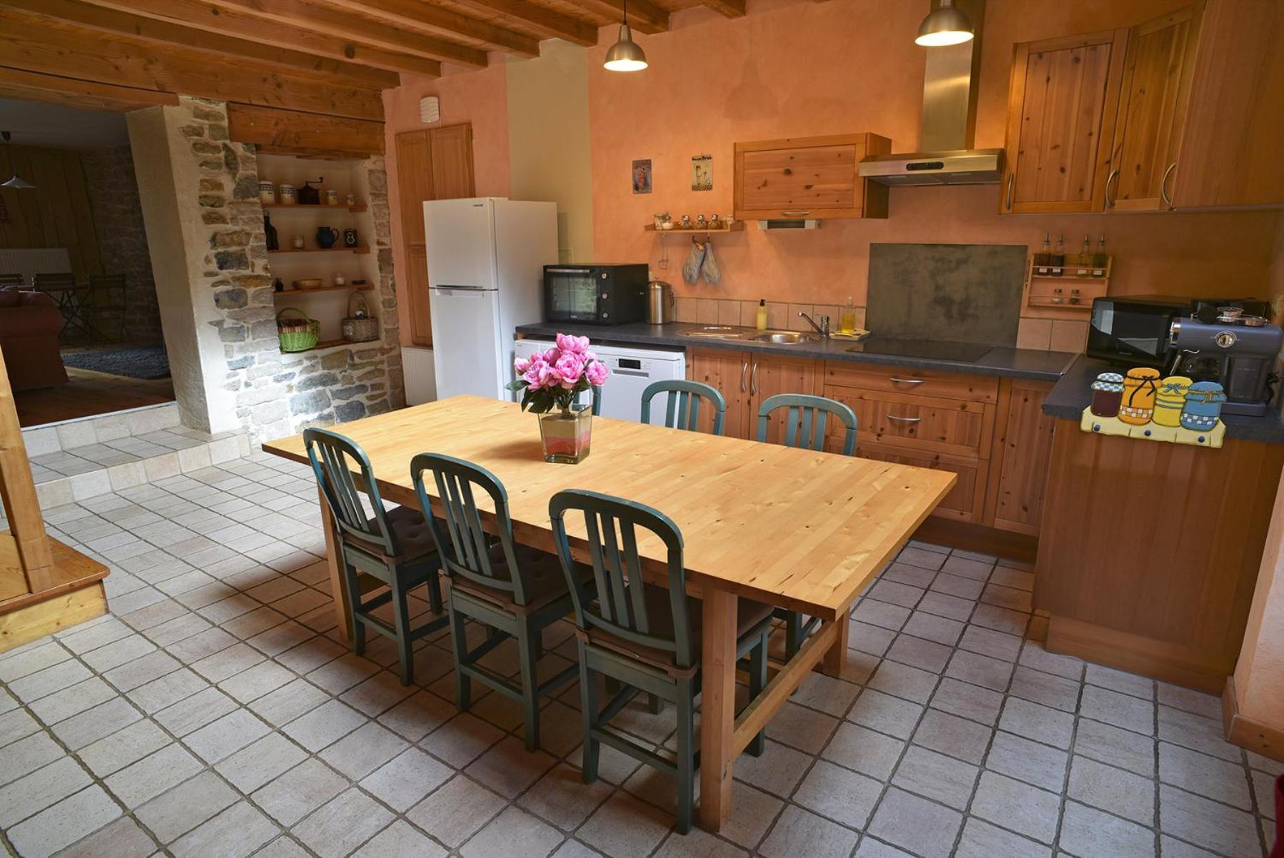 Gite Le Douglas, Vignoble Et Reculees Du Jura - Avec Sauna Lavigny Exteriör bild