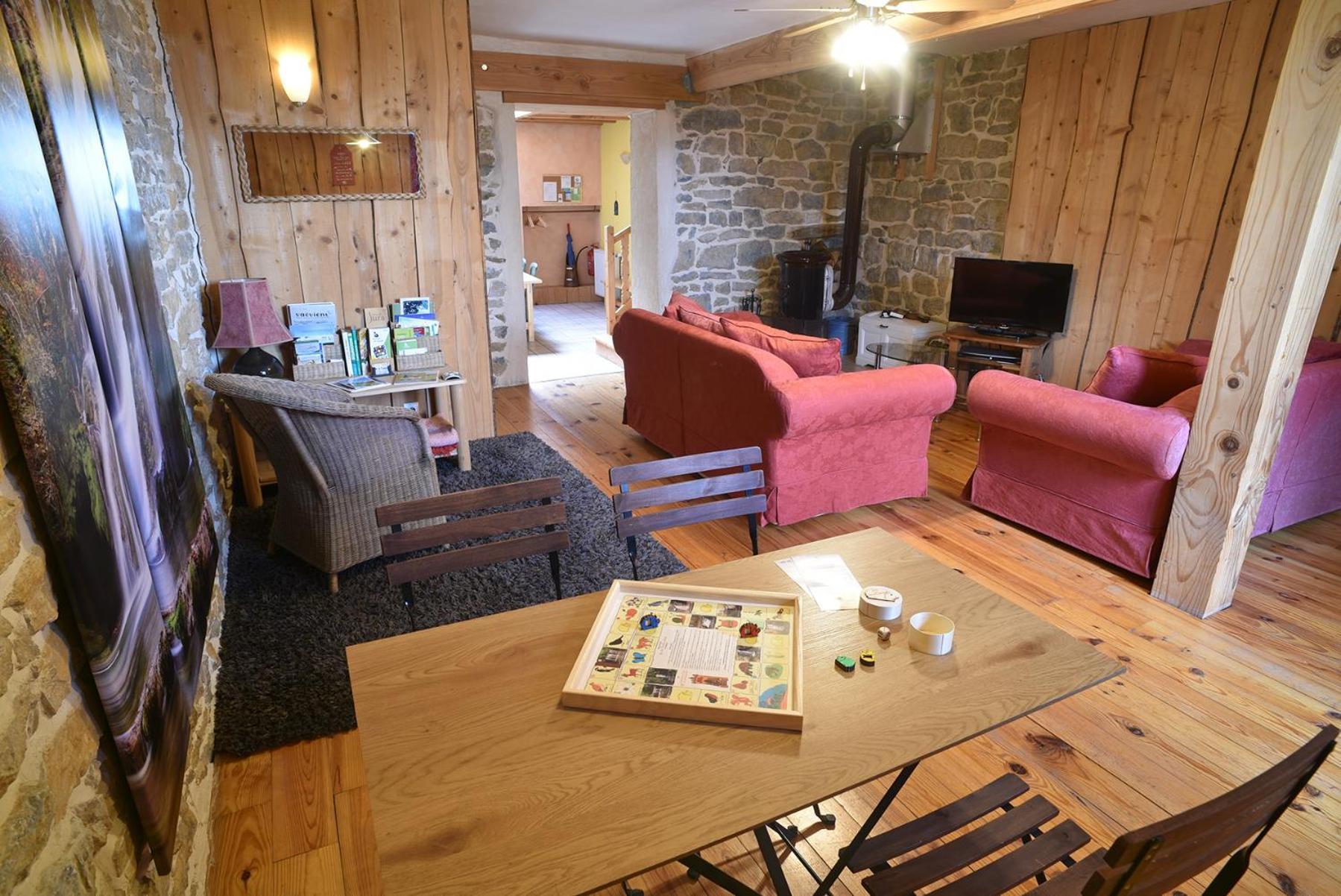 Gite Le Douglas, Vignoble Et Reculees Du Jura - Avec Sauna Lavigny Exteriör bild