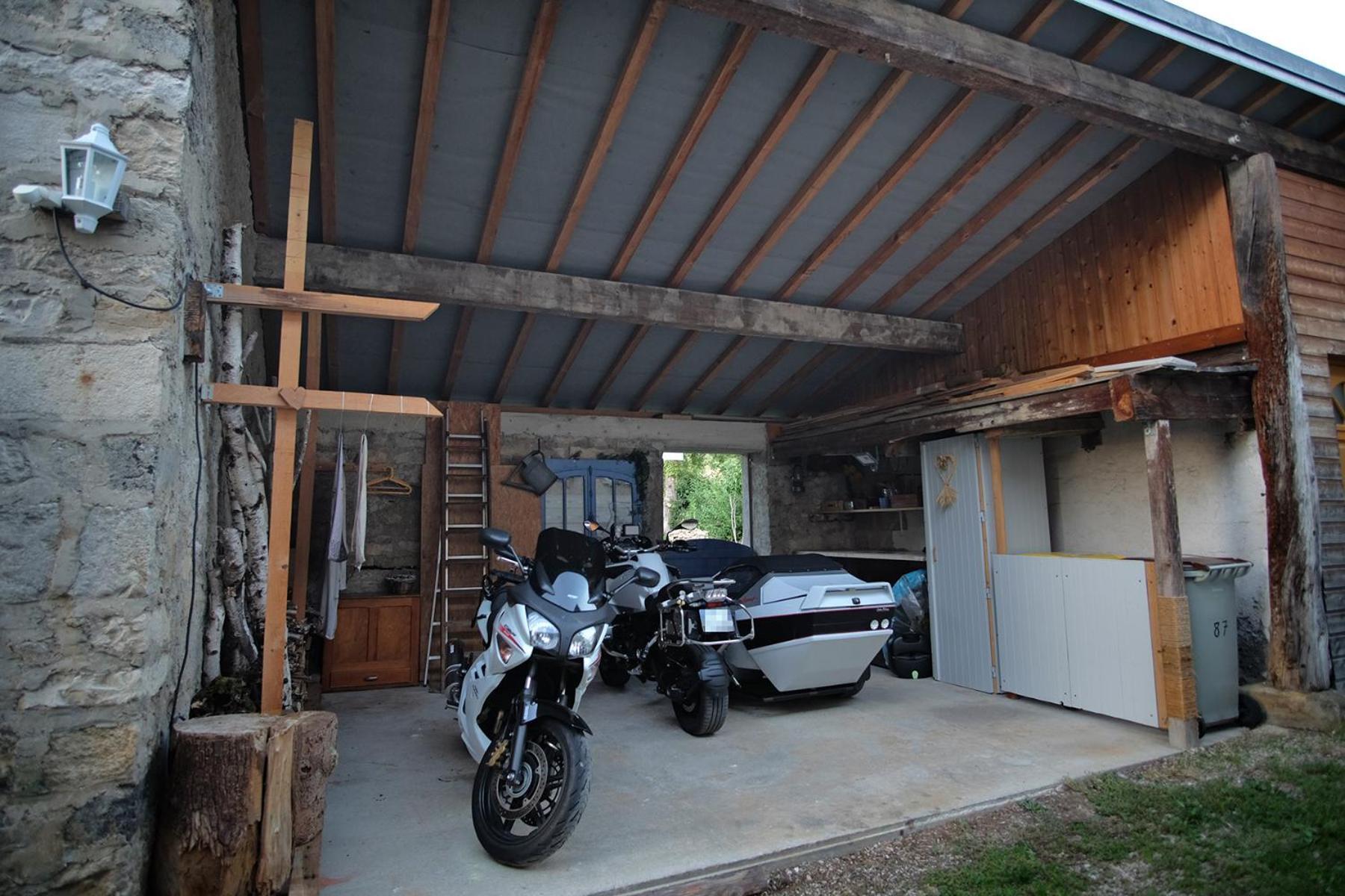 Gite Le Douglas, Vignoble Et Reculees Du Jura - Avec Sauna Lavigny Exteriör bild