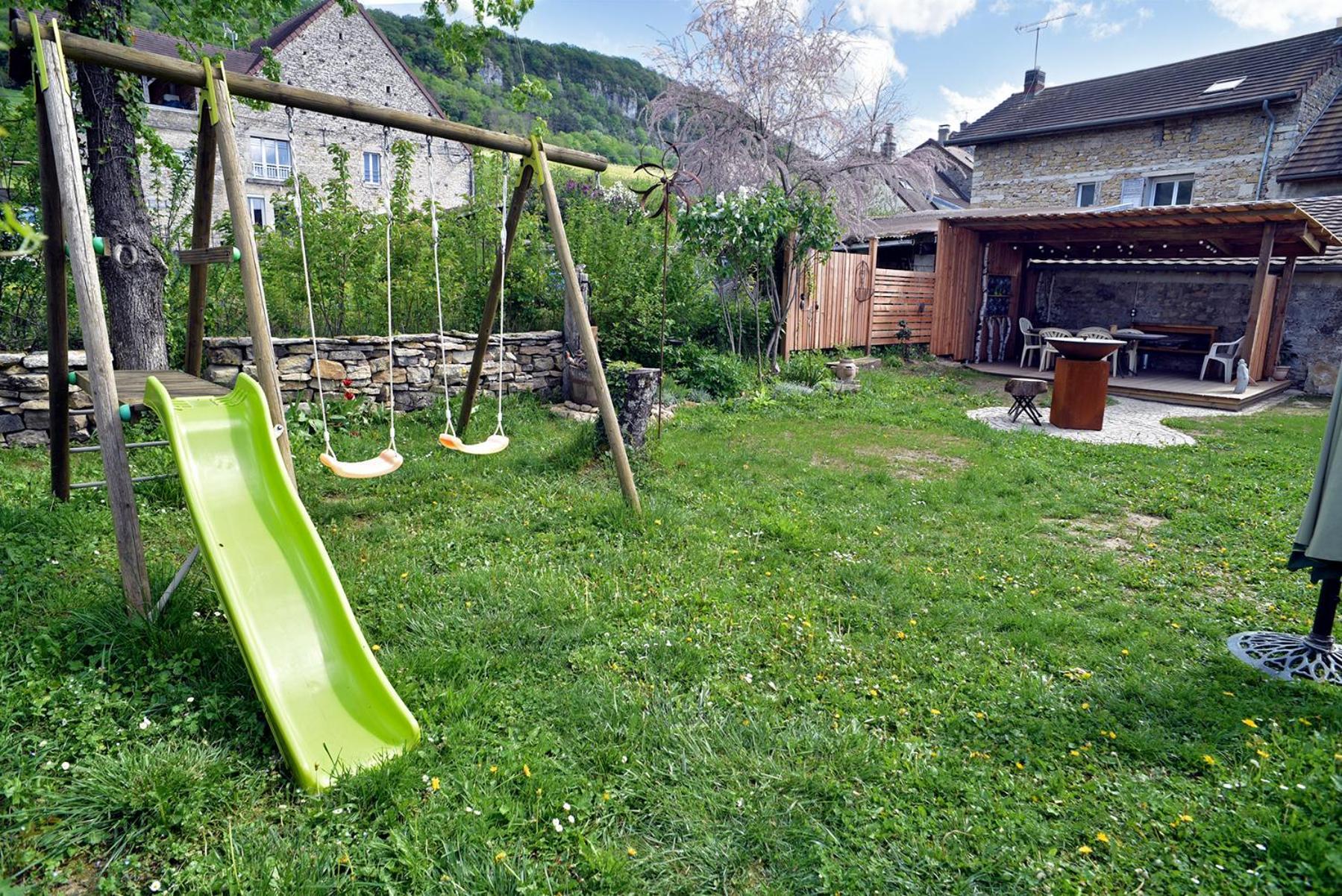Gite Le Douglas, Vignoble Et Reculees Du Jura - Avec Sauna Lavigny Exteriör bild
